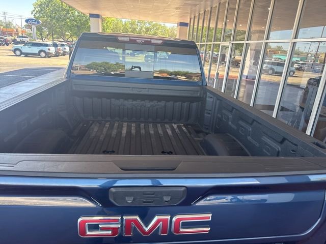 Used 2023 GMC Sierra 2500 Denali w/ Denali Ultimate Package AWD/4WD image 8