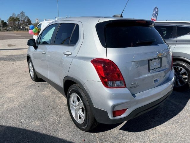 Used 2019 Chevrolet Trax LS w/ Tint and Cruise Package image 6