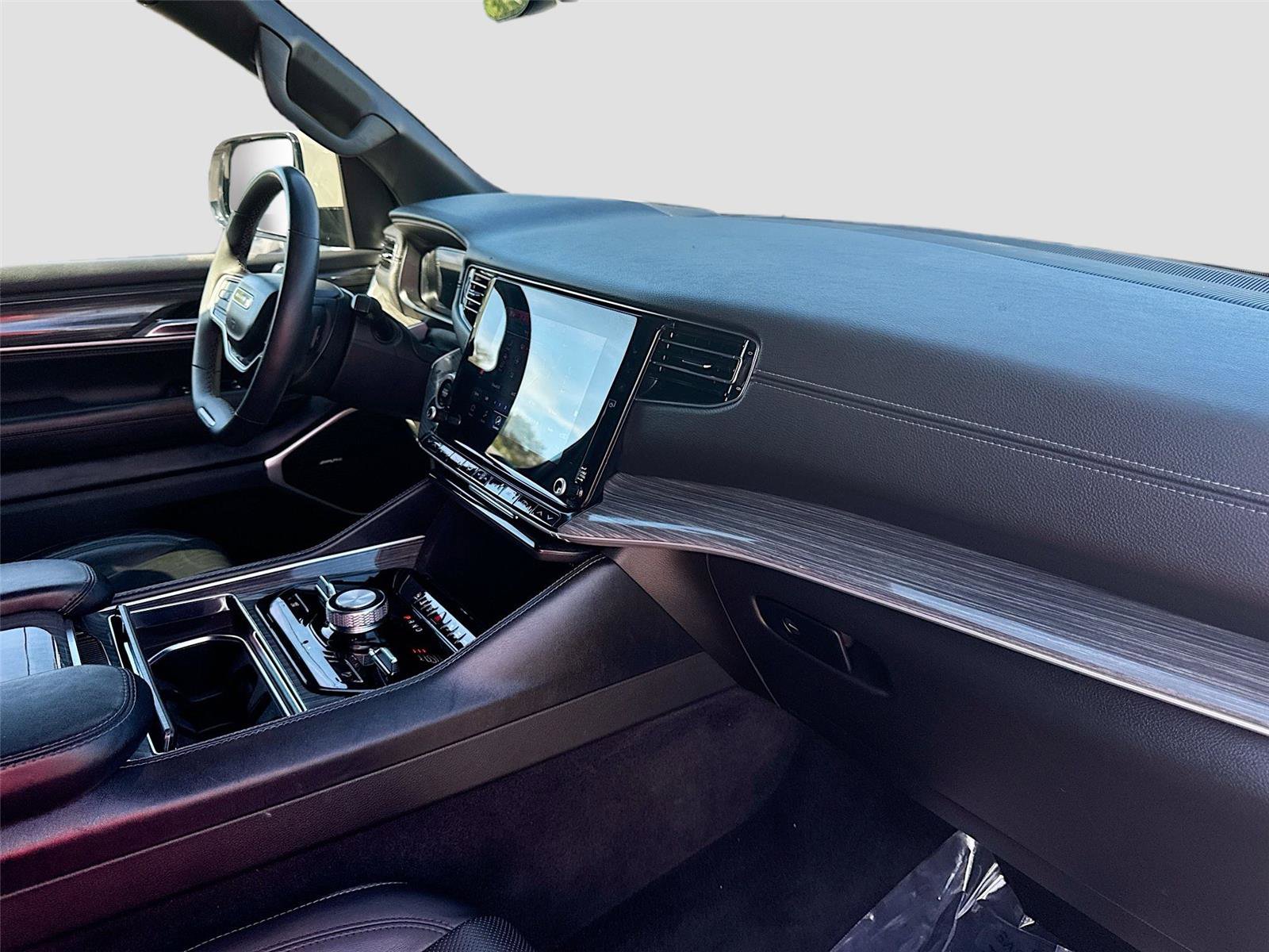 Used 2022 Jeep Wagoneer Series III image 30