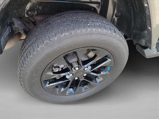 Used 2022 Jeep Wrangler Unlimited Sahara image 12