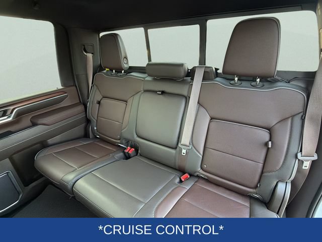 Used 2024 GMC Sierra 2500 Denali w/ Denali Reserve Package AWD/4WD image 18