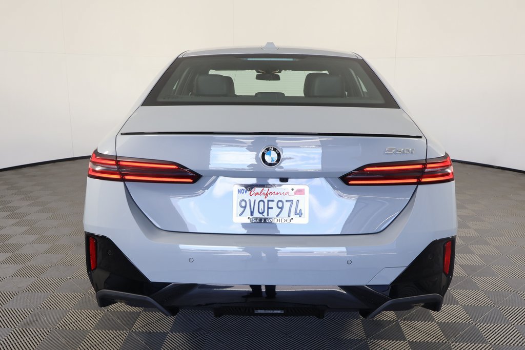 Used 2026 BMW 530i RWD image 5