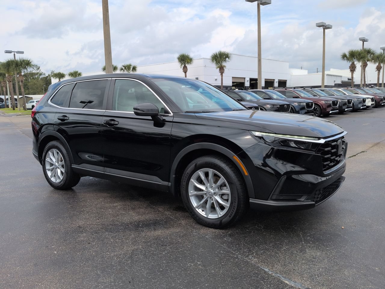 Used 2023 Honda CR-V EX-L image 2