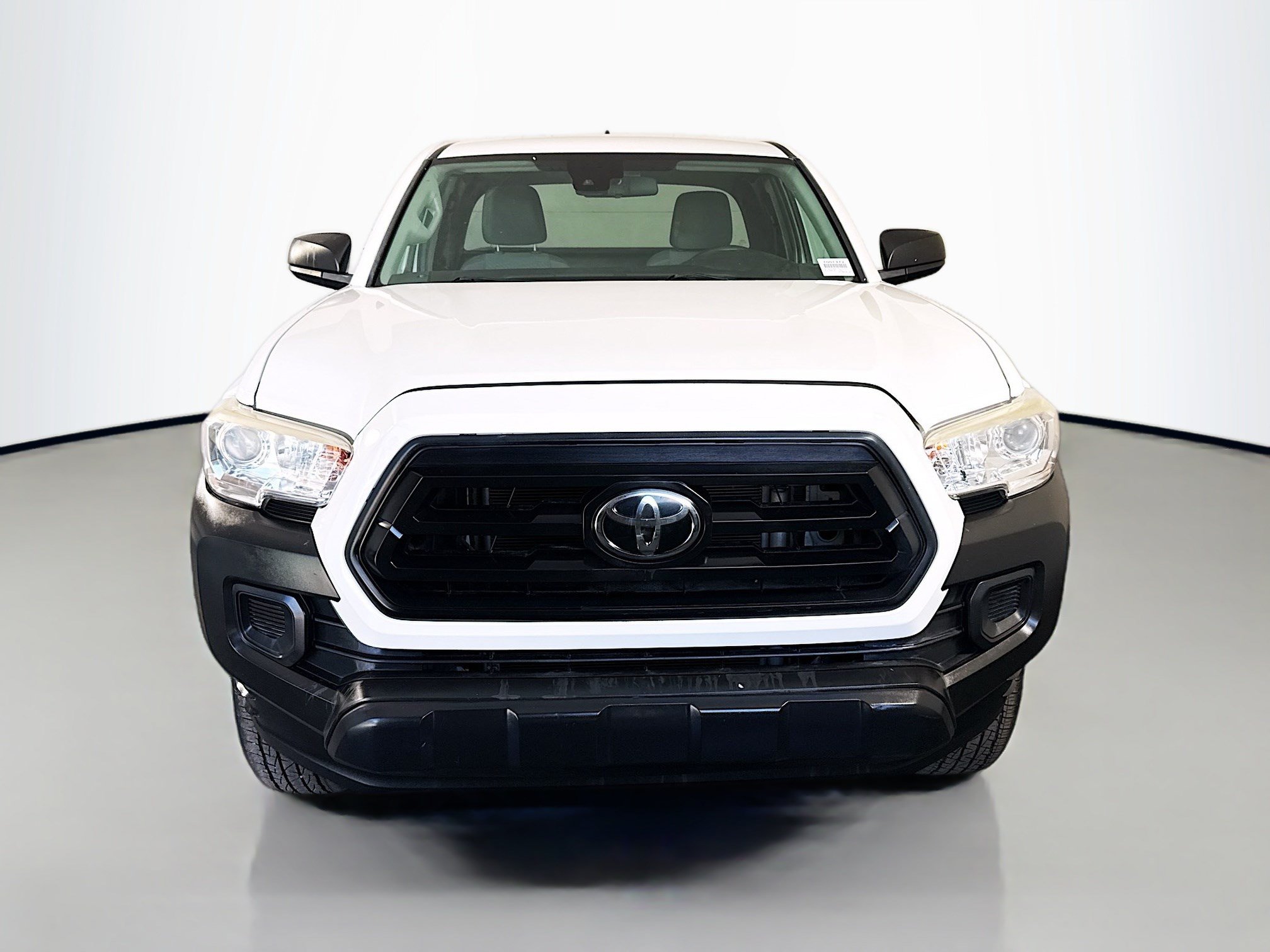 Used 2020 Toyota Tacoma SR RWD image 2
