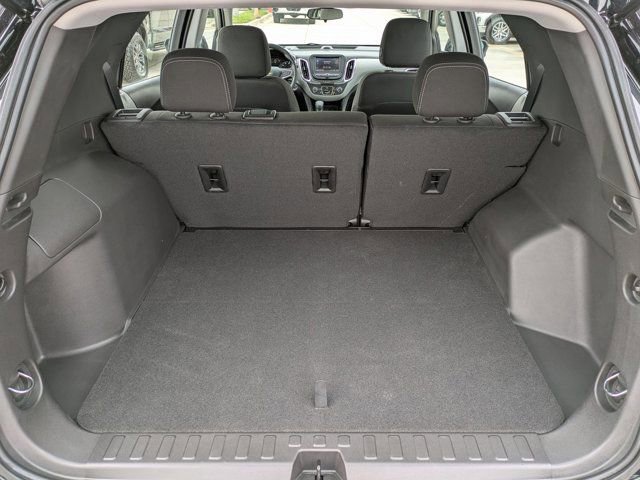 Used 2024 Chevrolet Equinox LS w/ Midnight Edition image 18