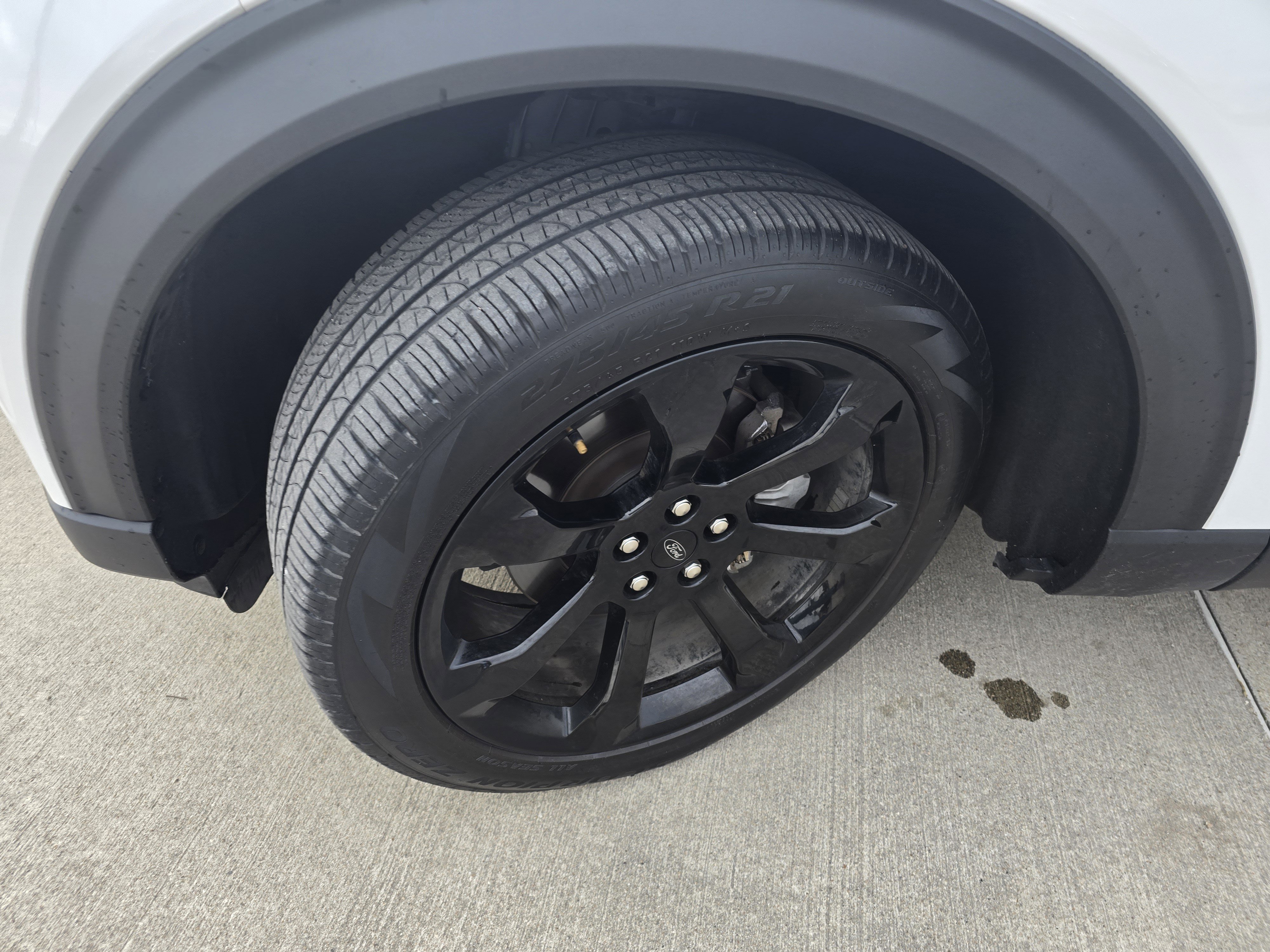 Used 2024 Ford Explorer ST-Line w/ Class IV Trailer Tow Package image 9