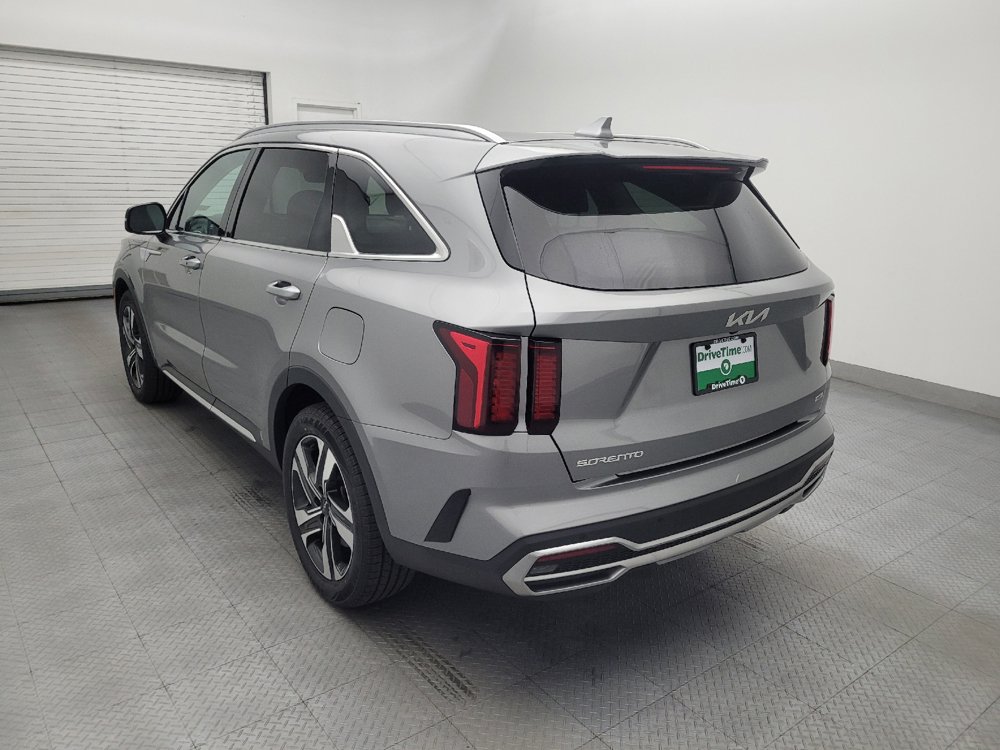Used 2023 Kia Sorento EX w/ Panoramic Sunroof Package AWD/4WD image 5