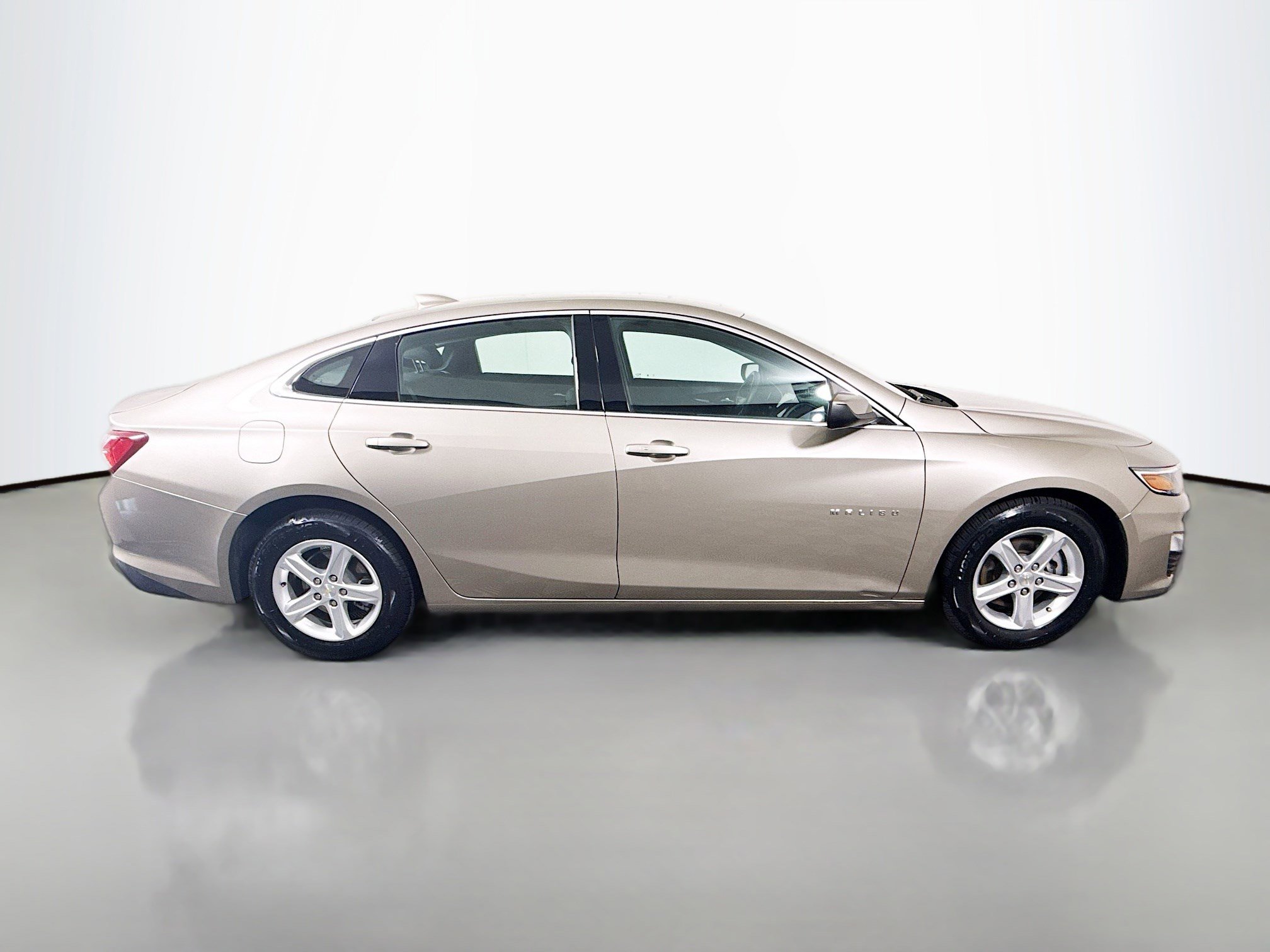 Used 2022 Chevrolet Malibu LT image 11