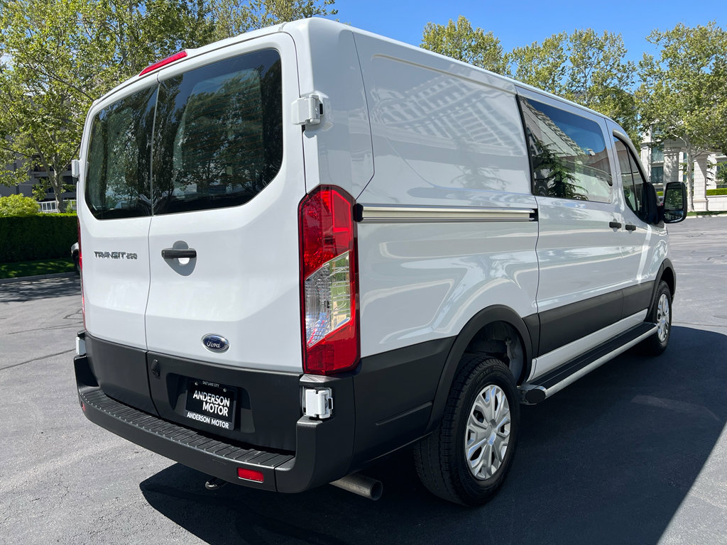 Used 2025 Ford Transit 250 Low Roof w/ Exterior Upgrade Package RWD image 7