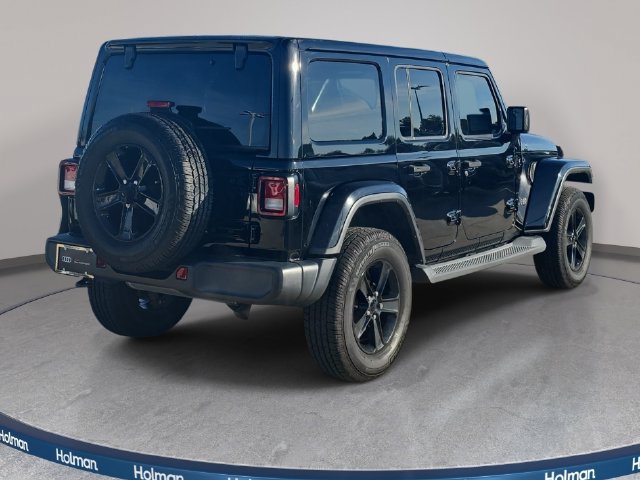 Used 2019 Jeep Wrangler Unlimited Sahara w/ Cold Weather Group AWD/4WD image 6