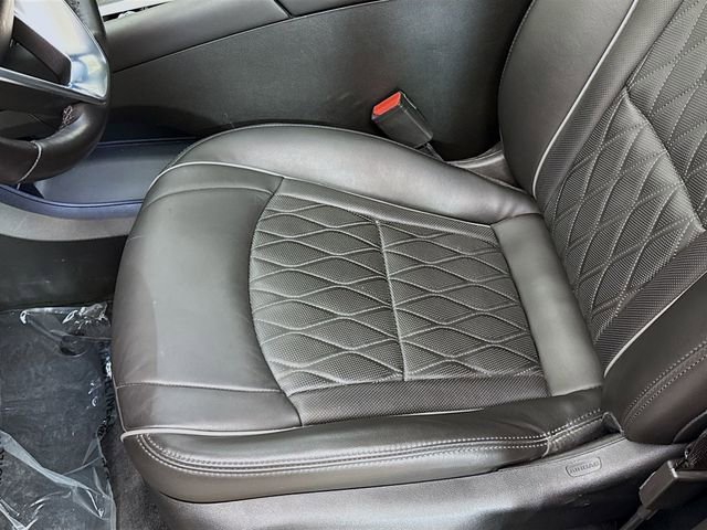 Used 2023 Buick Enclave Avenir image 20