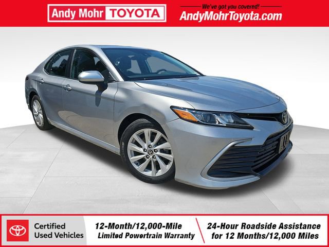 Certified 2022 Toyota Camry LE FWD image 1