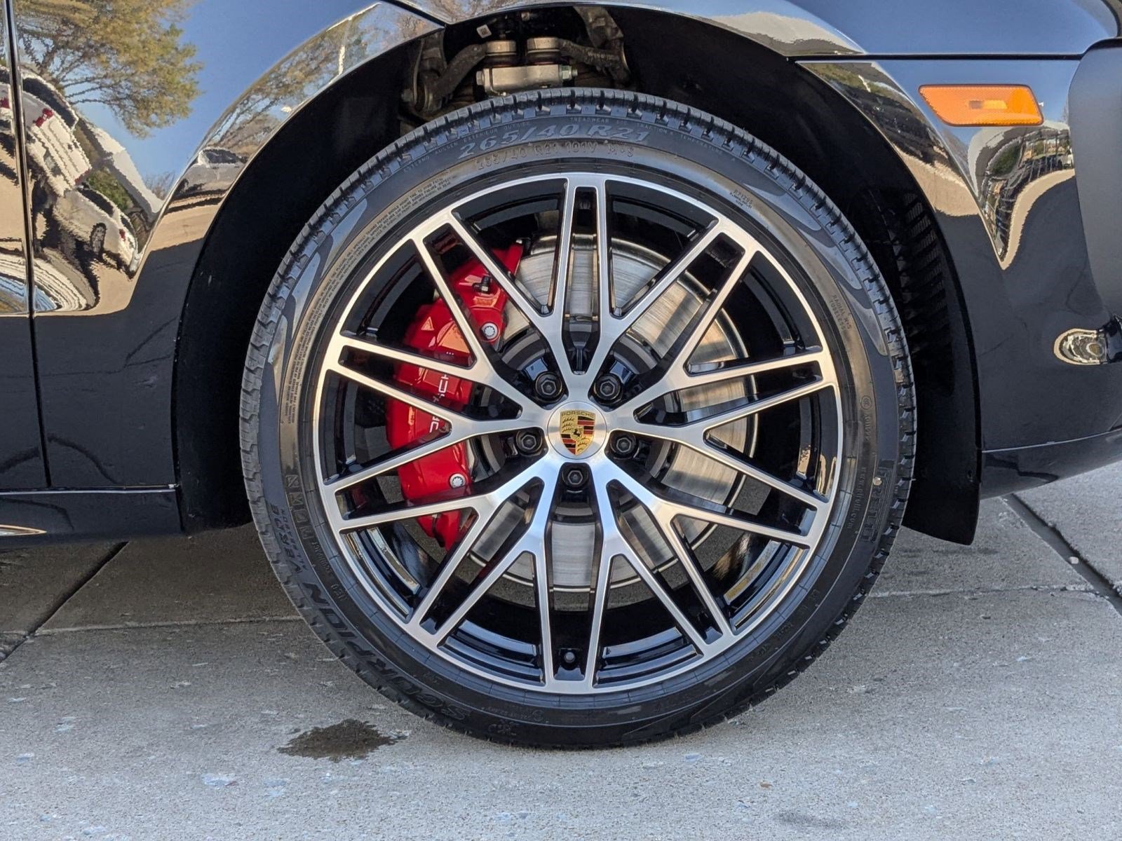 New 2026 Porsche Macan GTS AWD/4WD image 29