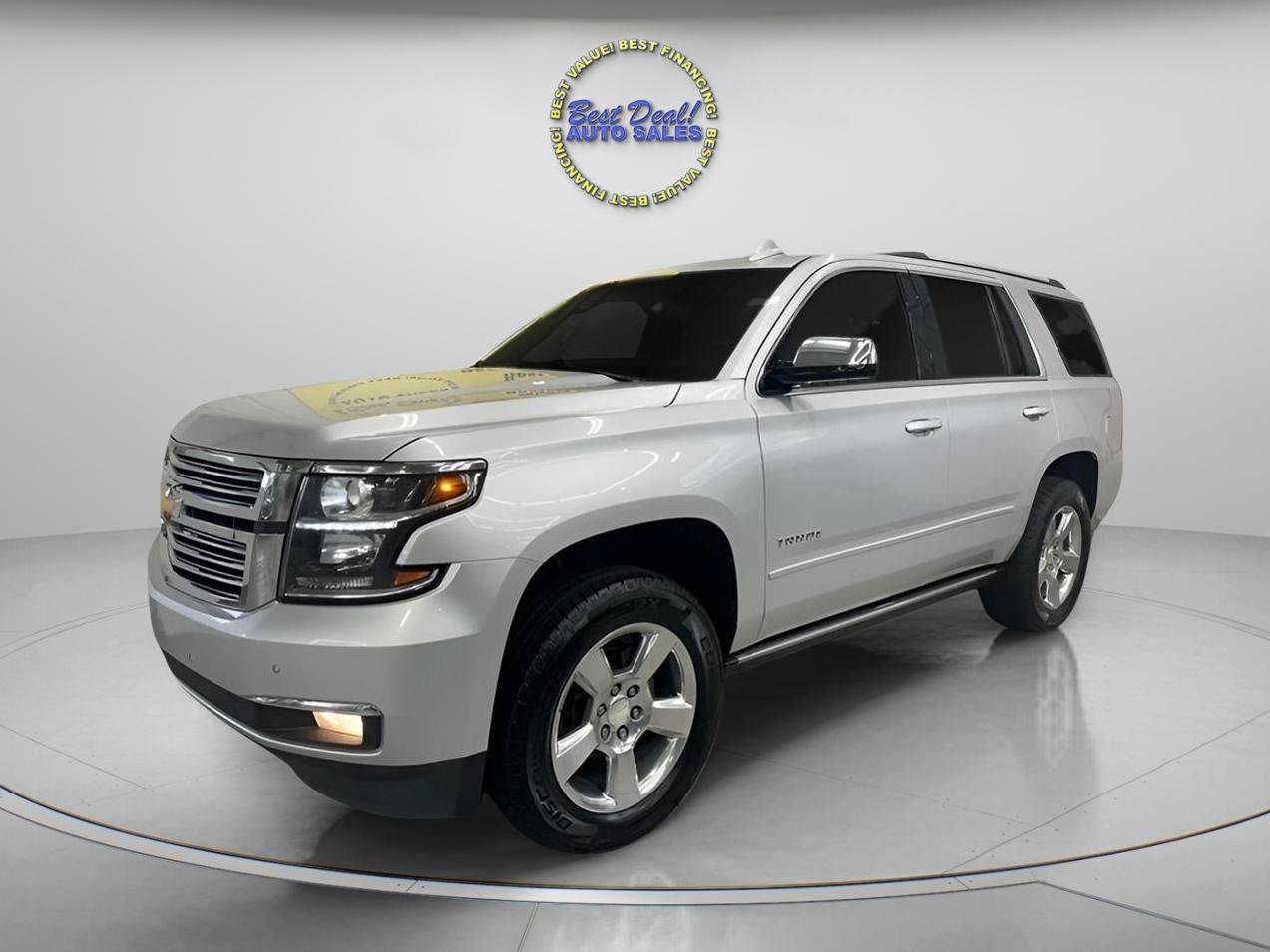 Used 2019 Chevrolet Tahoe Premier AWD/4WD image 2