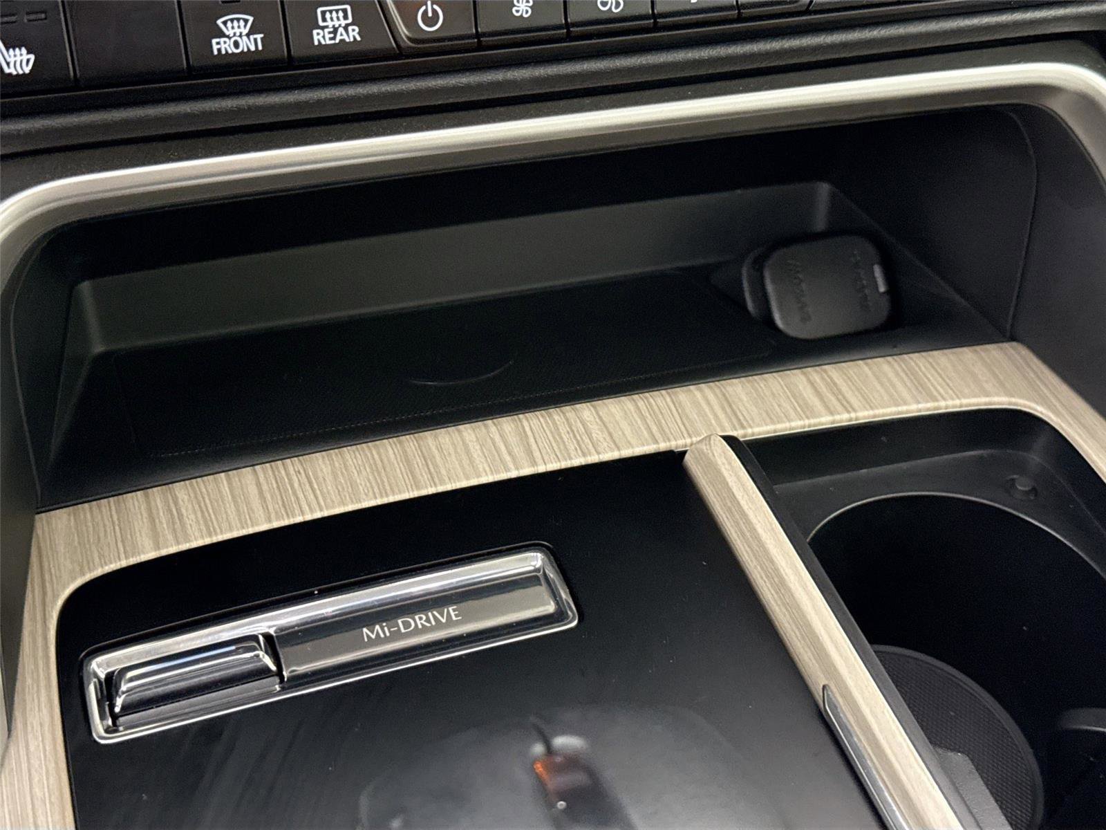 Certified 2025 MAZDA CX-70 3.3 Turbo w/ Premium Package image 28