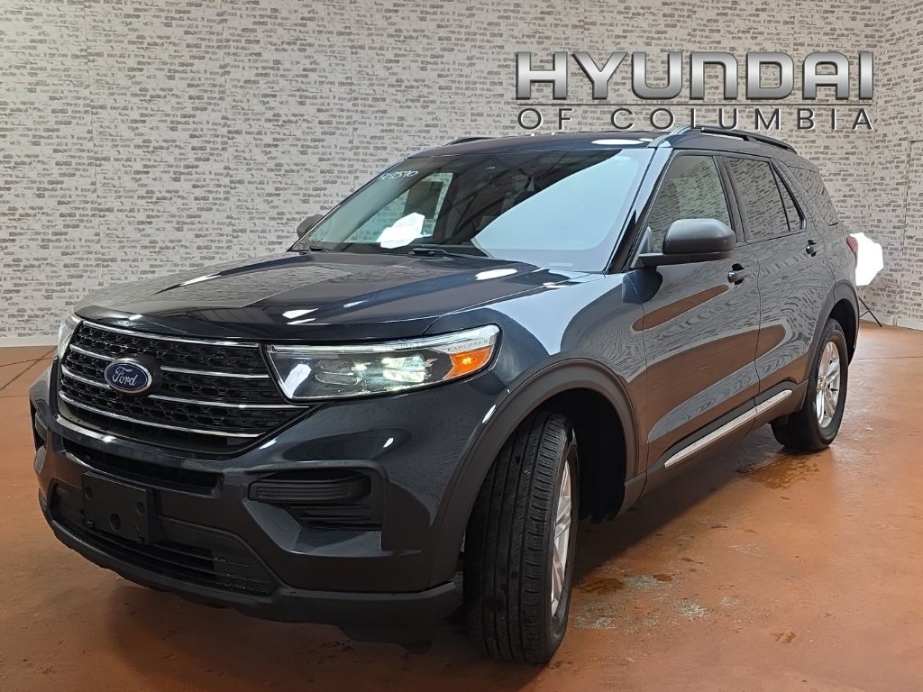 Used 2022 Ford Explorer XLT w/ Class IV Trailer Tow Package image 4