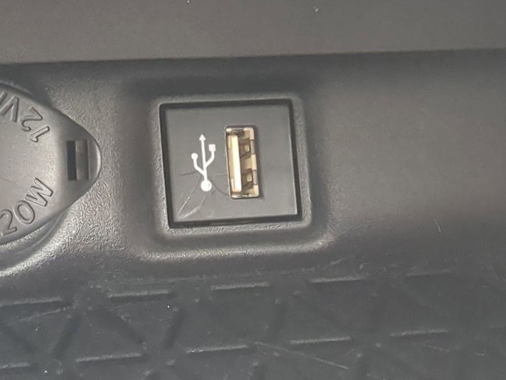 Used 2023 Toyota RAV4 XLE w/ Convenience Package image 19