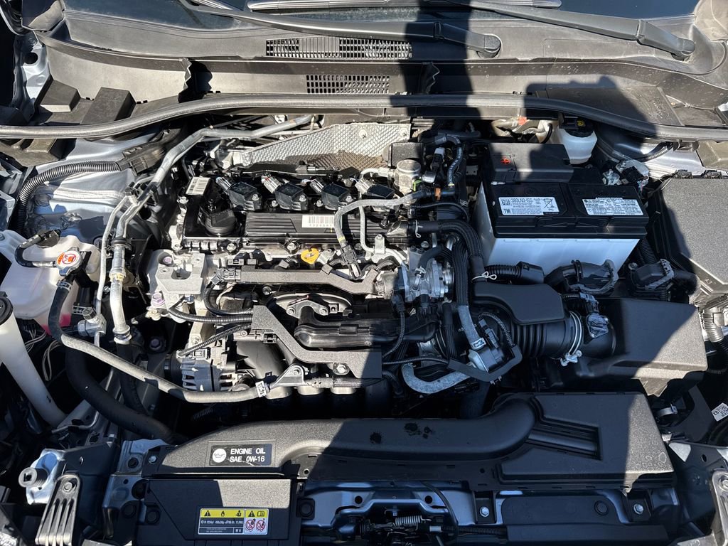 Certified 2023 Toyota Corolla Cross XLE image 35