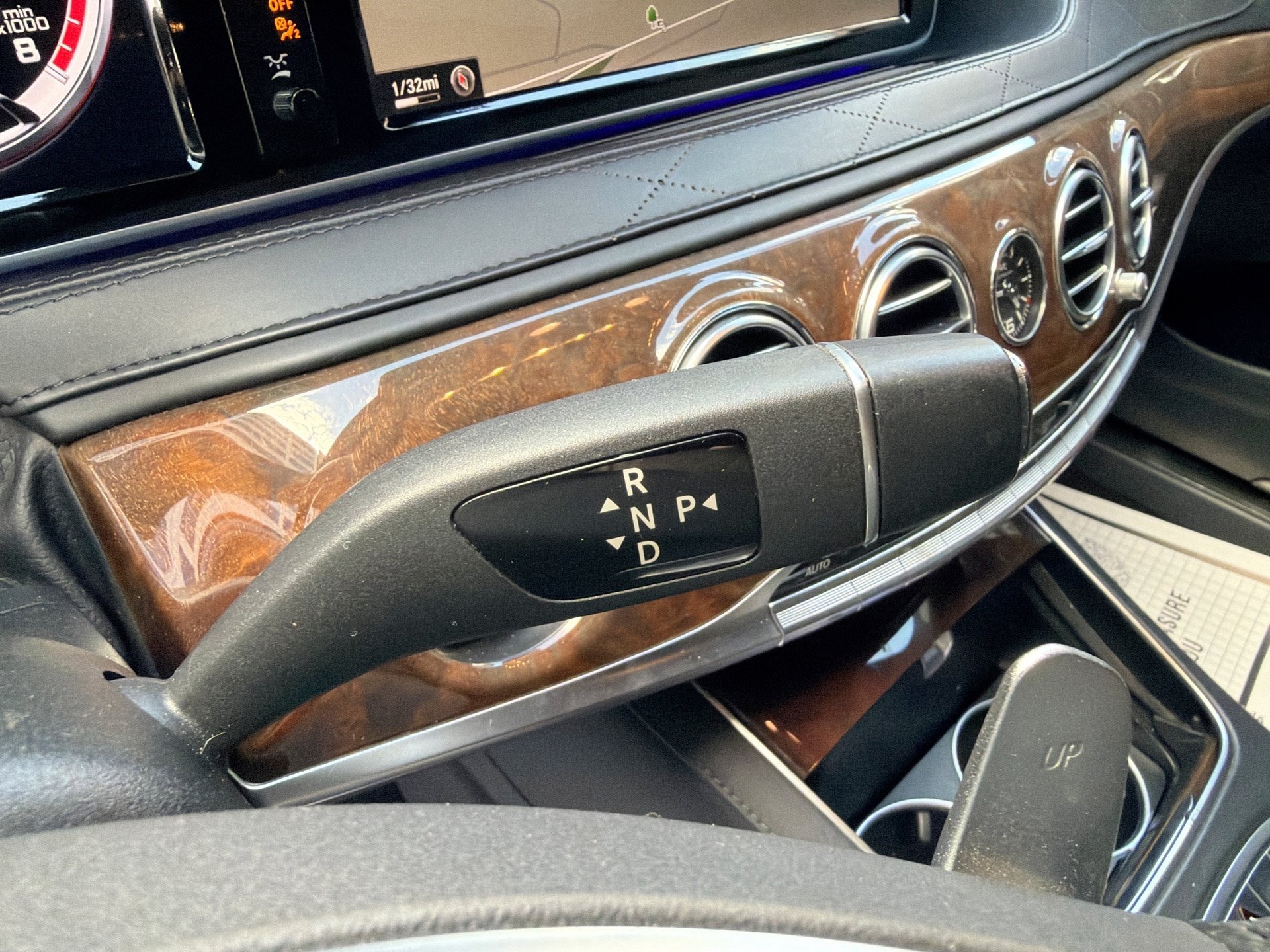 Used 2015 Mercedes-Benz S 63 AMG 4MATIC Sedan image 23