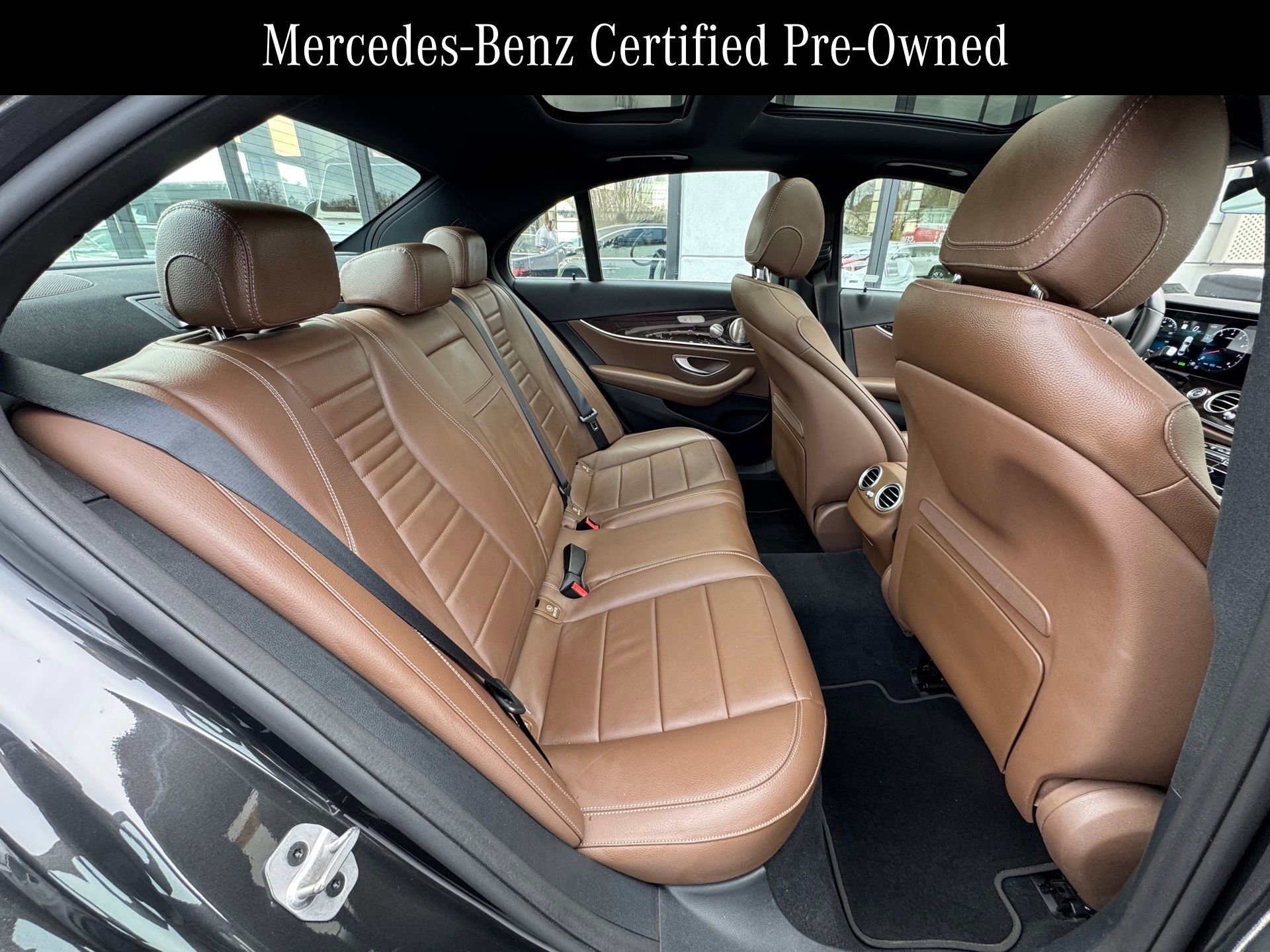Used 2022 Mercedes-Benz E 450 4MATIC Sedan image 11