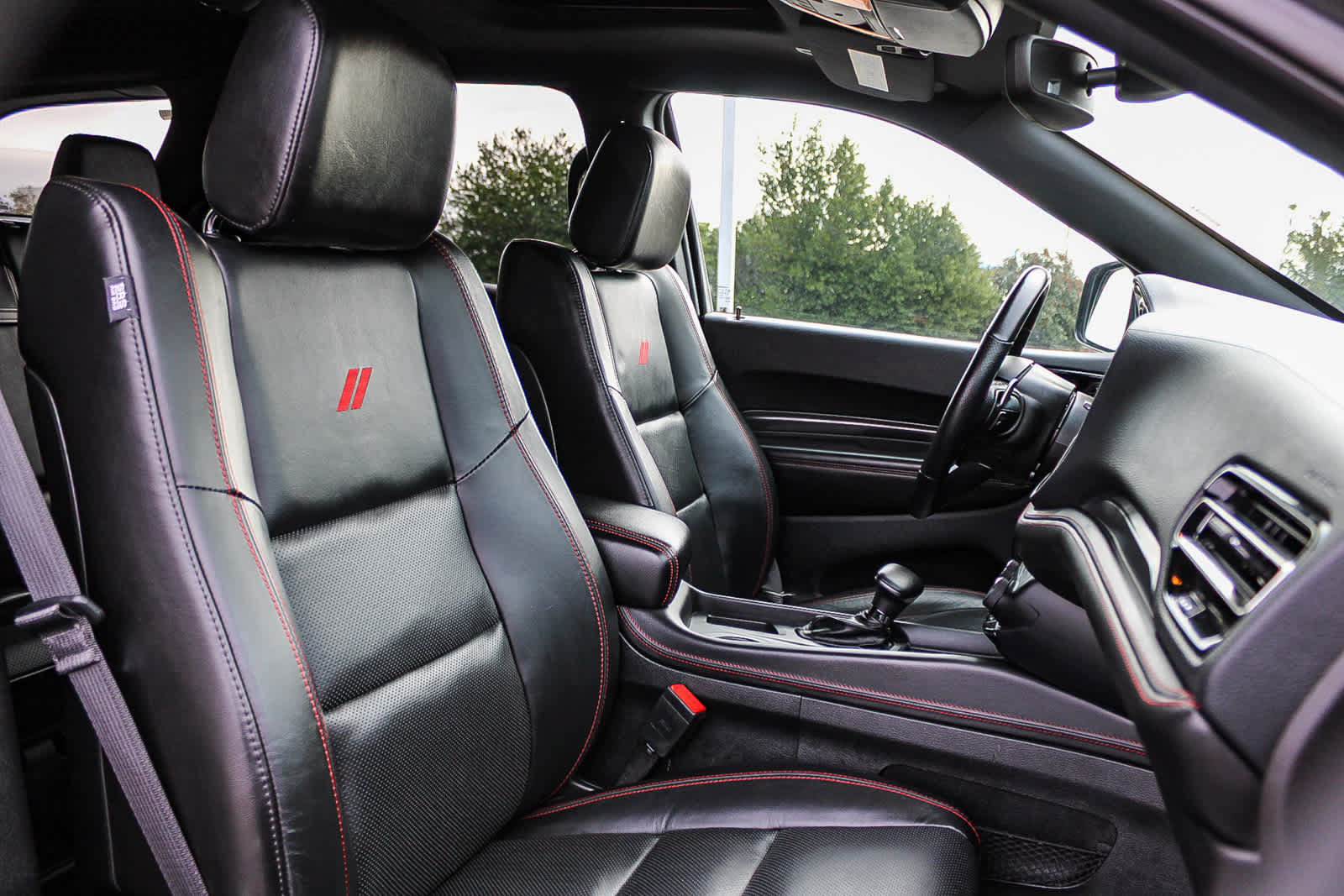Used 2025 Dodge Durango GT AWD/4WD image 16
