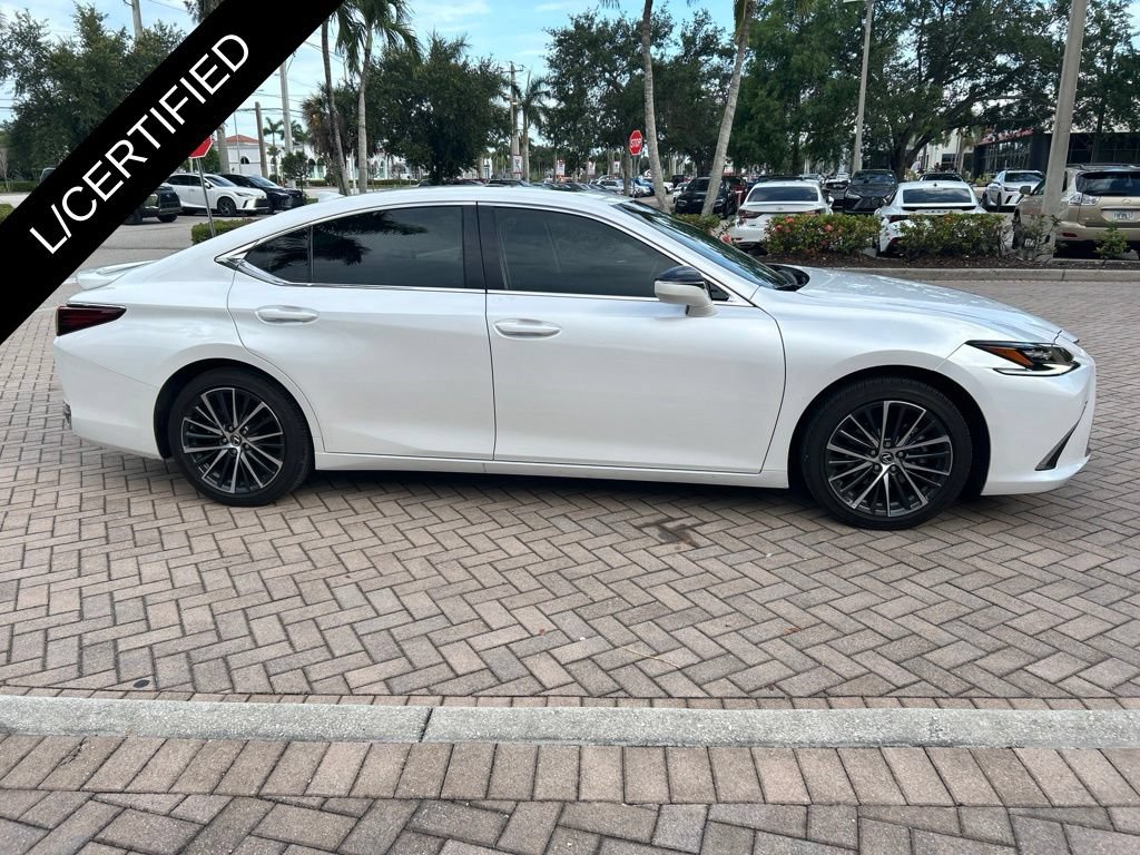 Certified 2024 Lexus ES 300h w/ Premium Package FWD image 2