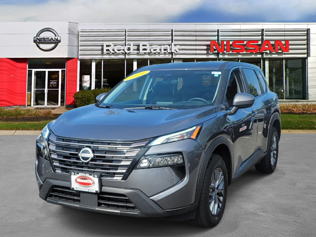 Used 2026 Nissan Rogue SV AWD/4WD image 4