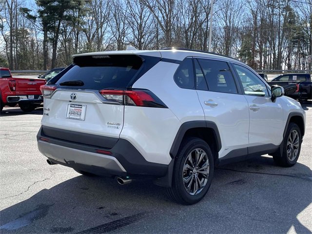 Used 2023 Toyota RAV4 Limited image 5