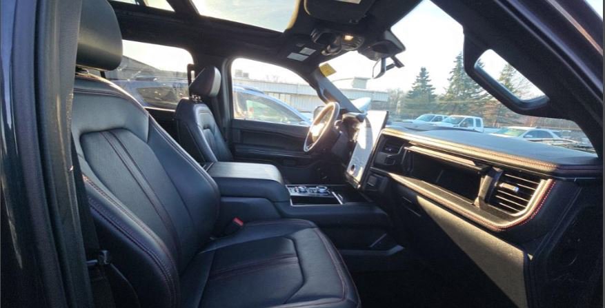 Used 2022 Ford Expedition Max Limited image 7