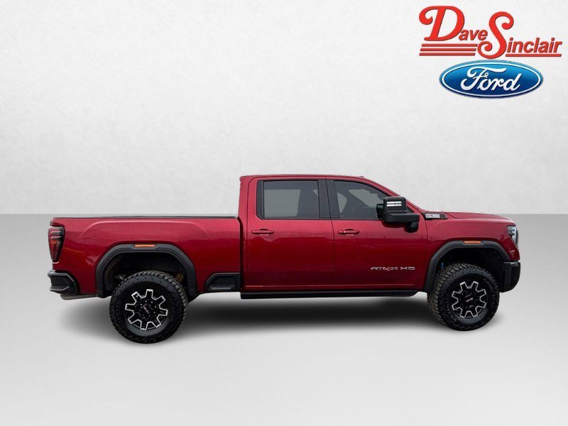 Used 2025 GMC Sierra 2500 AT4X image 5