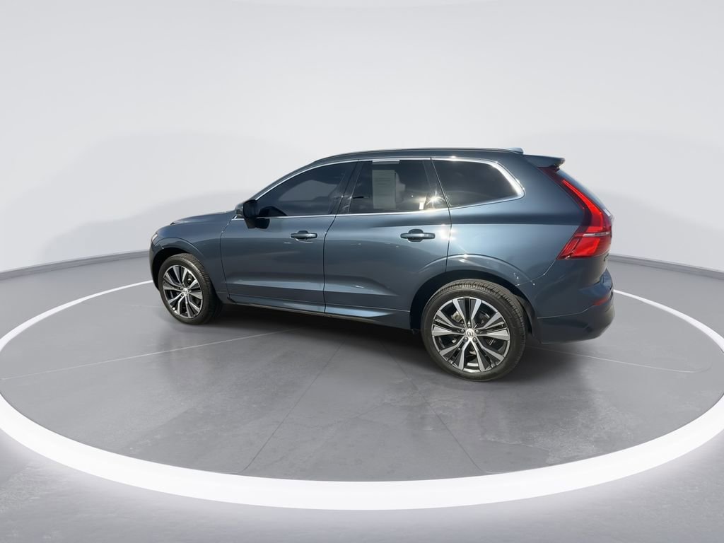 Used 2022 Volvo XC60 B5 Momentum w/ Climate Package AWD/4WD image 6