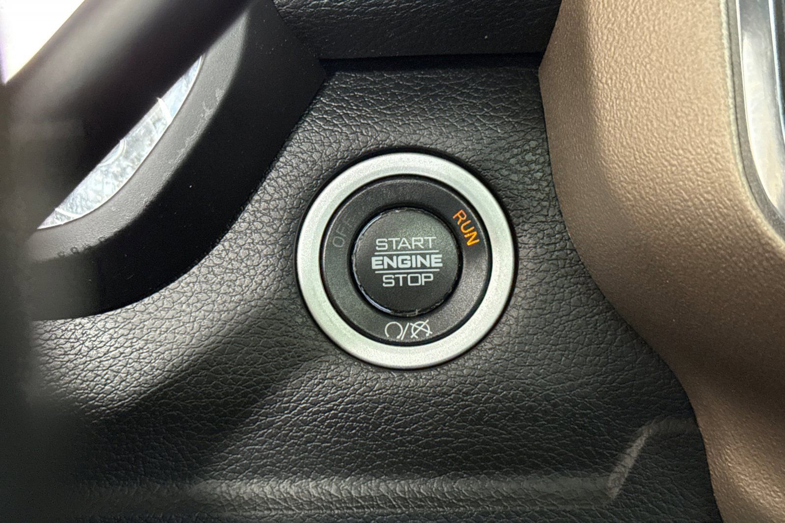 Used 2019 RAM 2500 Laramie AWD/4WD image 21