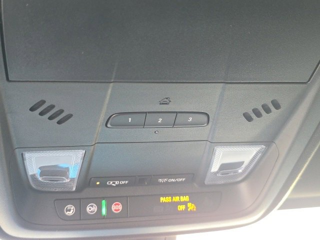 New 2025 Cadillac XT5 Luxury w/ LPO, Floor Liner Package image 29