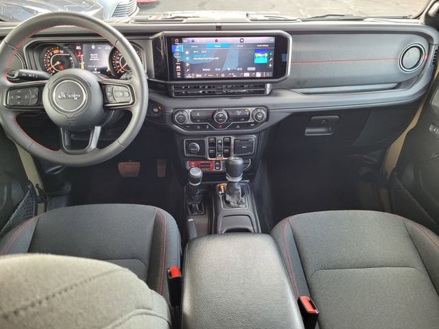 Certified 2025 Jeep Wrangler Unlimited Rubicon image 6