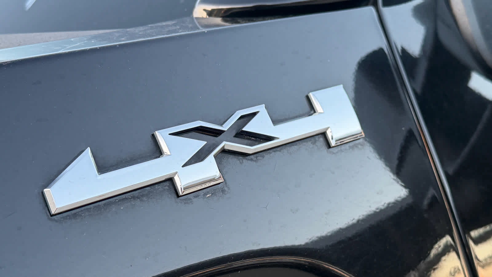 Used 2015 GMC Sierra 3500 SLT w/ Duramax Plus Package image 7