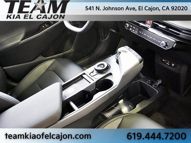 New 2025 Kia EV6 Wind image 13