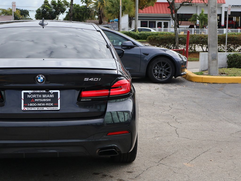 Used 2023 BMW 540i w/ M Sport Package image 16