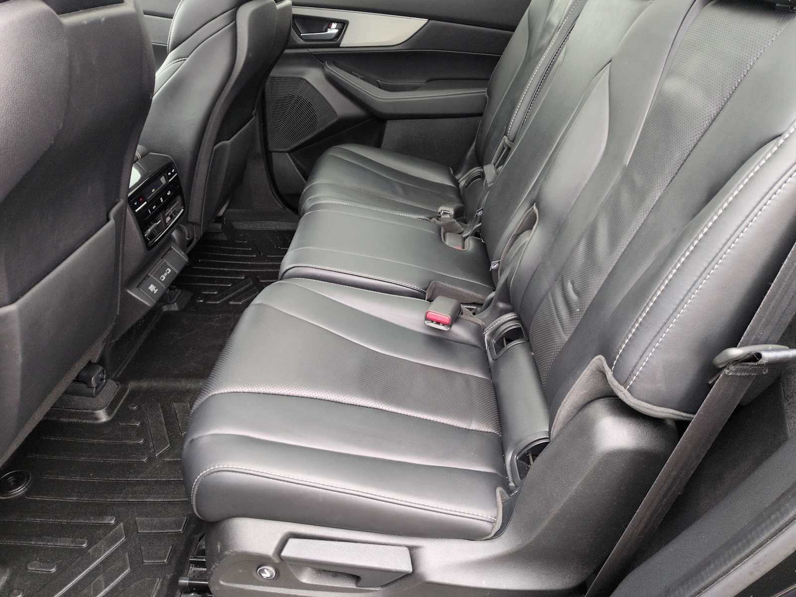 Used 2023 Acura MDX SH-AWD w/ Technology Package image 20