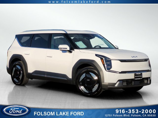 Used 2026 Kia EV9 Wind