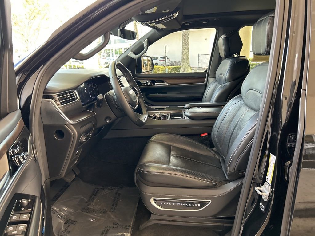 Used 2024 Jeep Grand Wagoneer L 4WD image 5