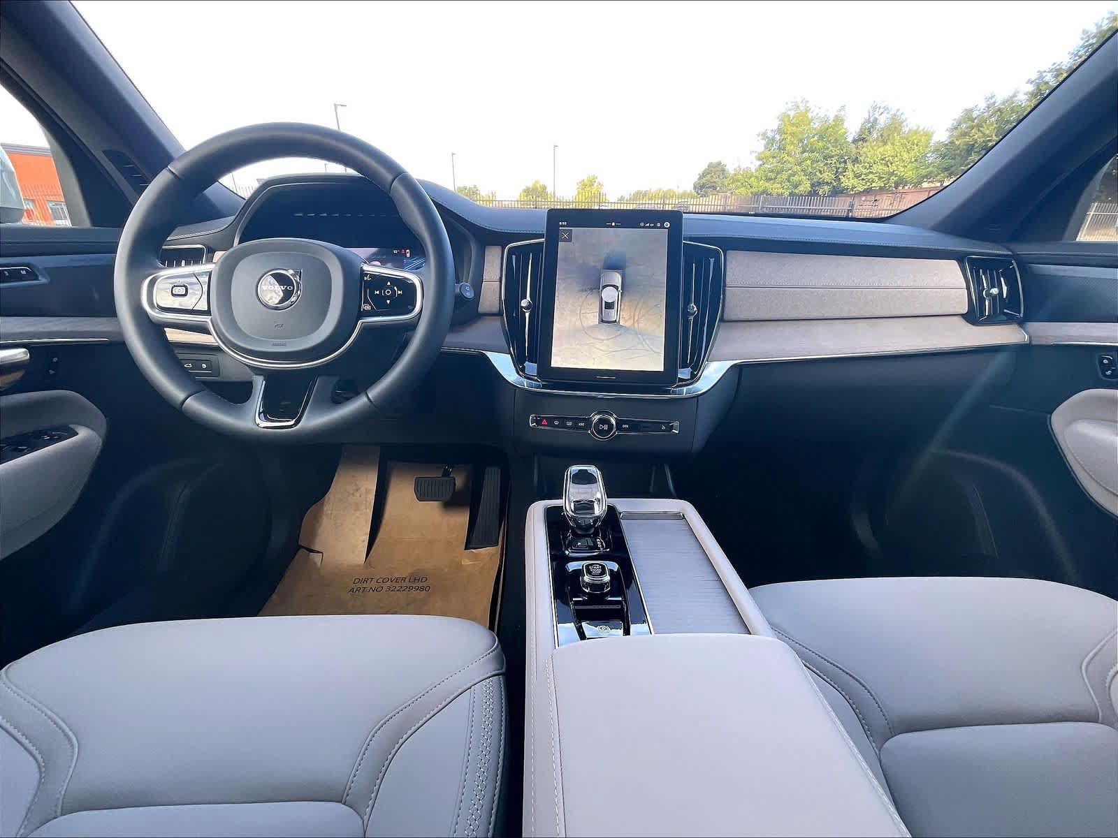 New 2027 Volvo XC90 T8 Bright AWD/4WD image 7