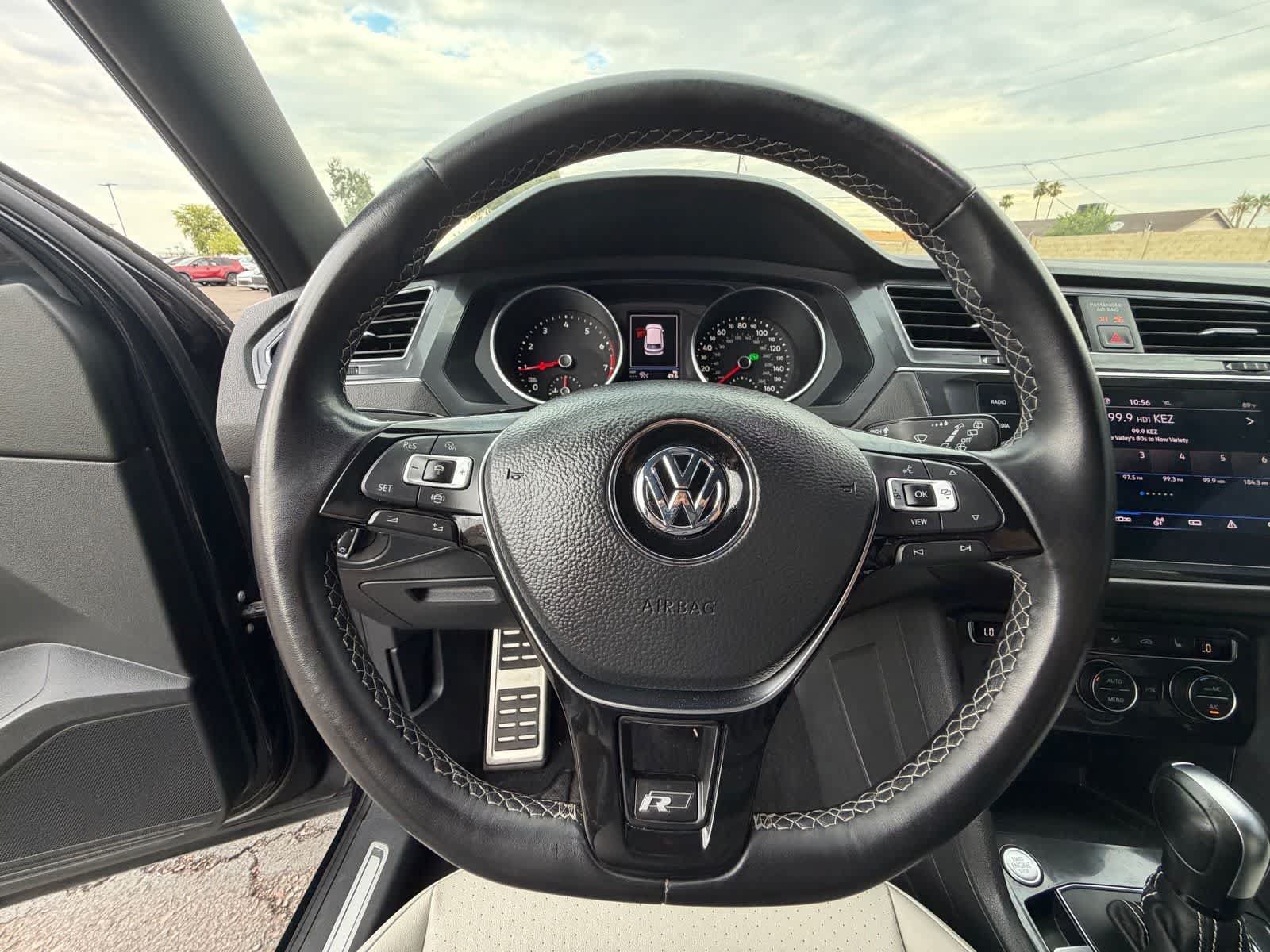 Used 2021 Volkswagen Tiguan SEL AWD/4WD image 10