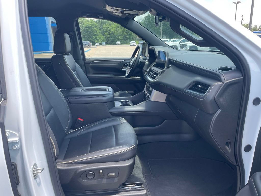 Used 2024 GMC Yukon XL SLT RWD image 41