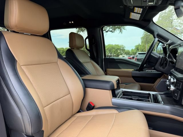 Used 2023 Ford F350 Platinum w/ FX4 Off-Road Package AWD/4WD image 17