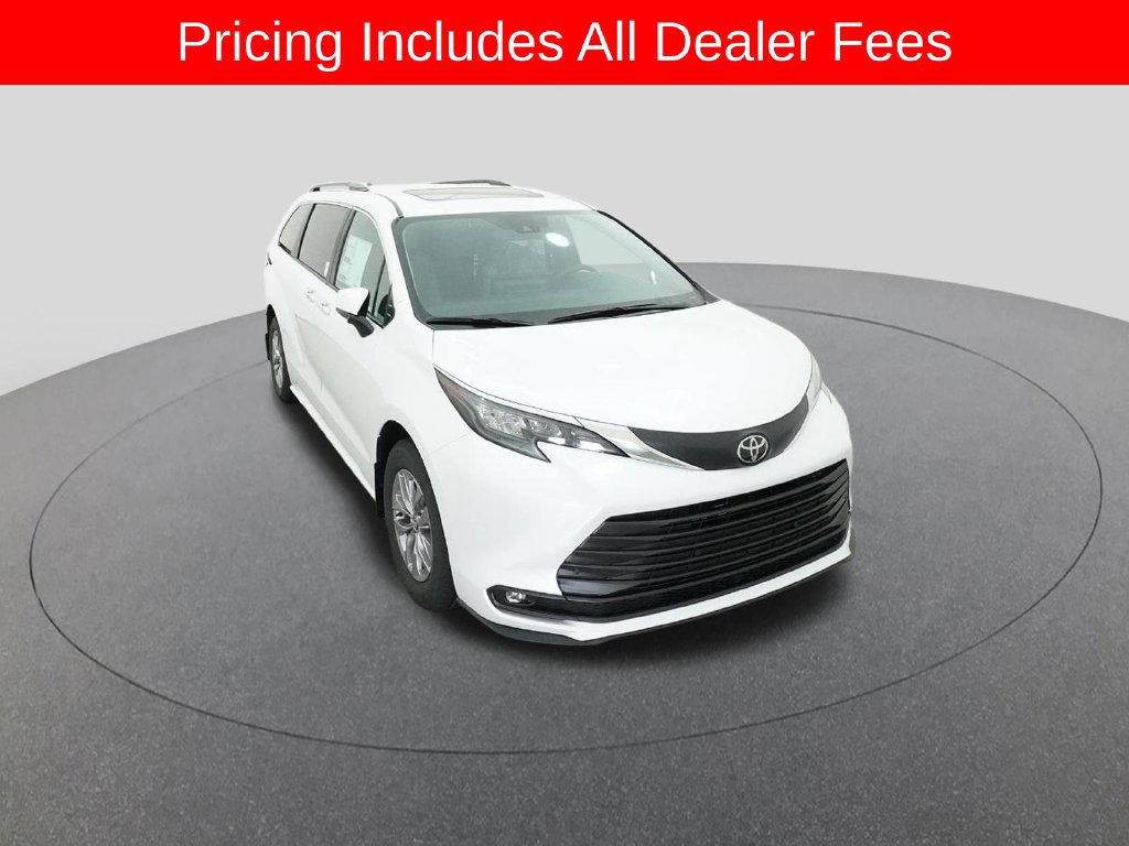 New 2026 Toyota Sienna XLE FWD image 14
