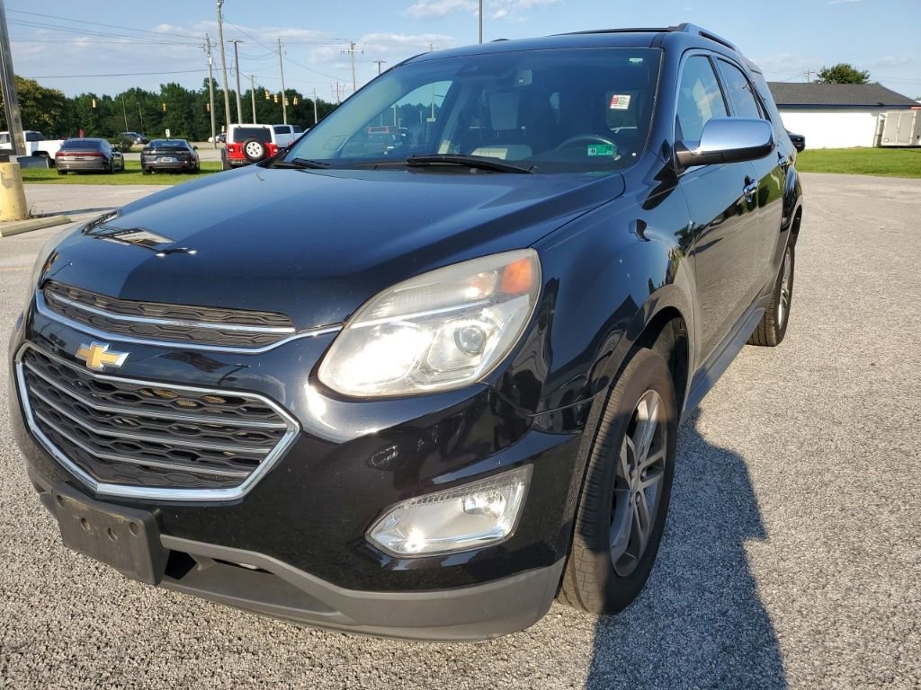 Used 2017 Chevrolet Equinox Premier w/ Enhanced Convenience Package AWD/4WD image 2