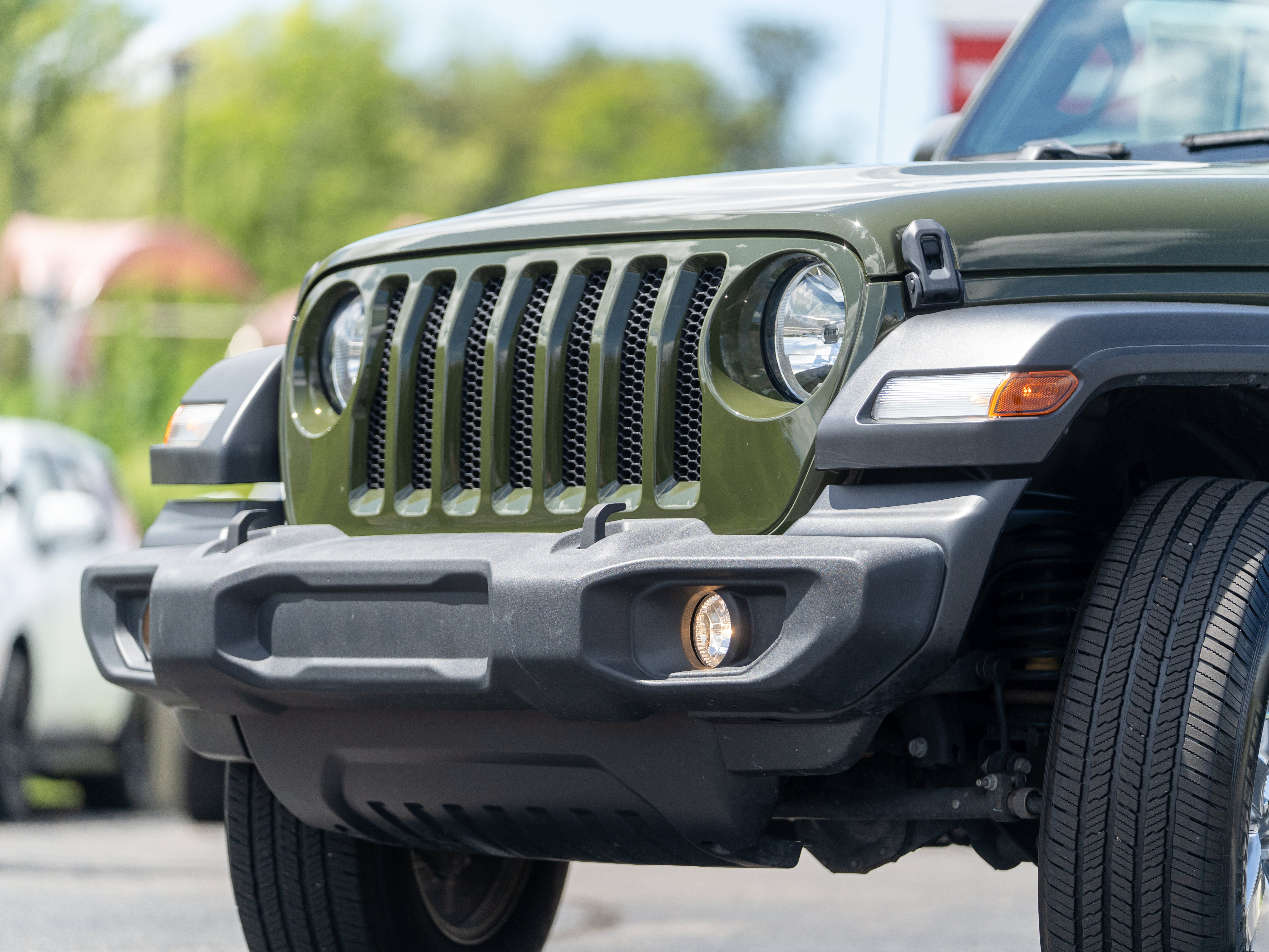 Used 2023 Jeep Wrangler Sport AWD/4WD image 35