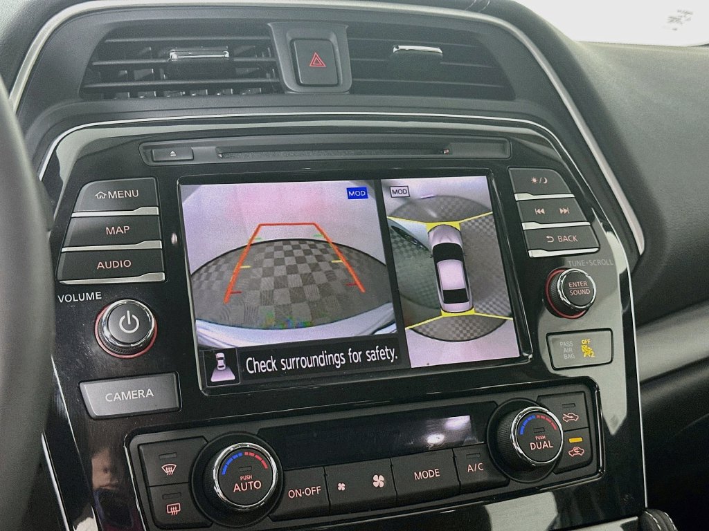 Used 2022 Nissan Maxima Platinum w/ Sport Mat Group FWD image 19