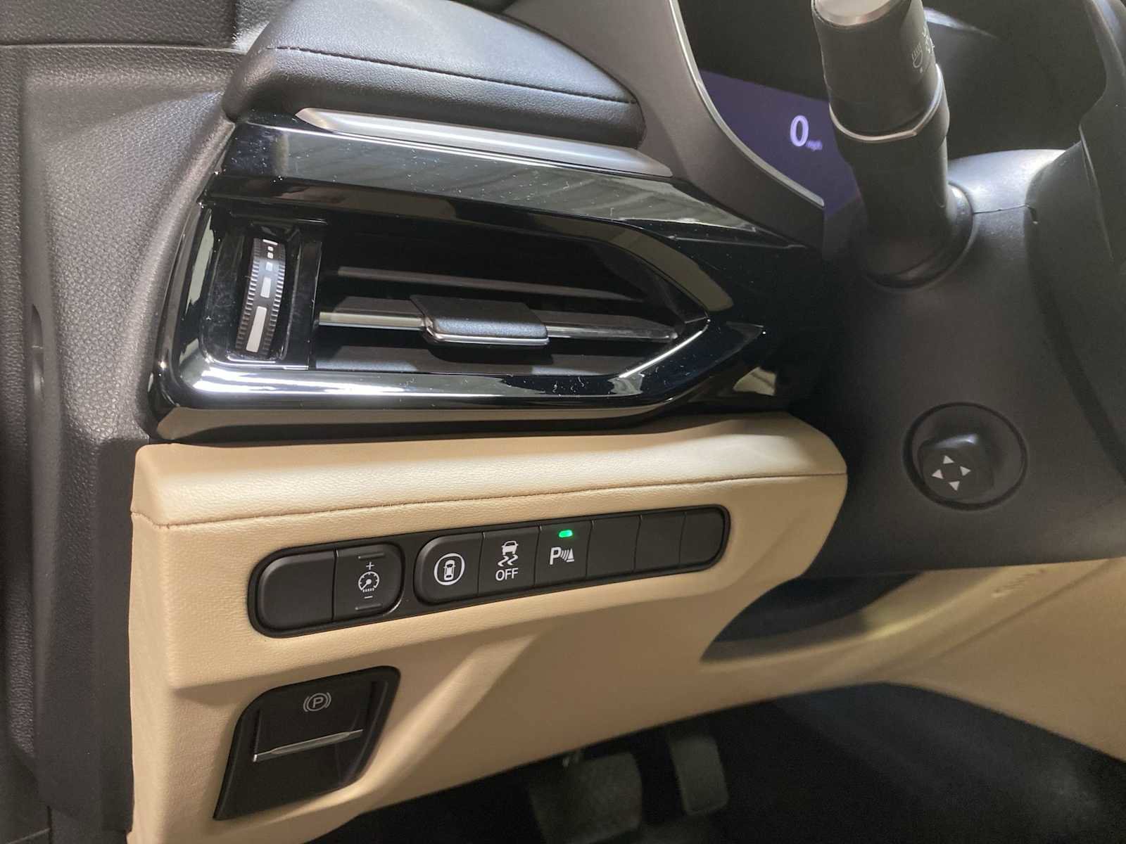 Certified 2023 Acura MDX SH-AWD w/ Technology Package image 24