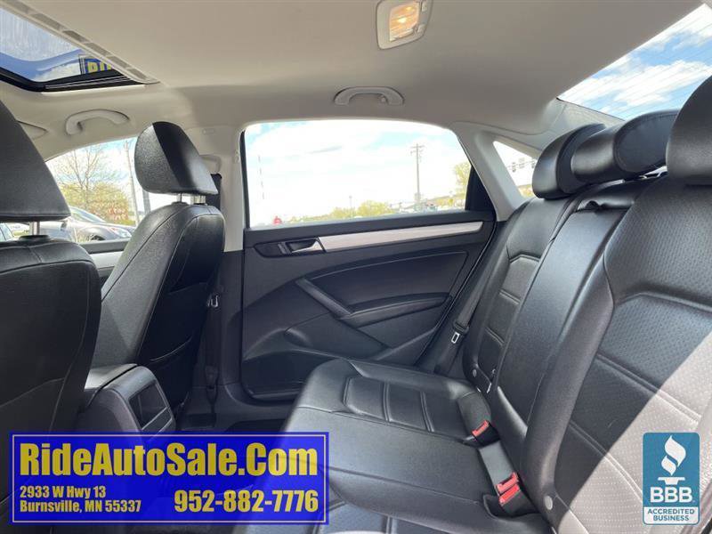 Used 2012 Volkswagen Passat 2.5 SE FWD image 12